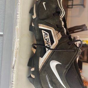 Men Nike 9.5 football cleats